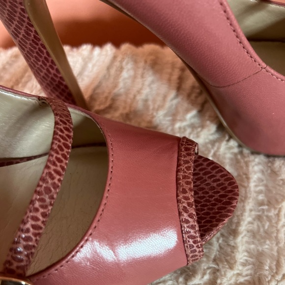 Nine West Textured Peep Toe Heels - Picture 3 of 7